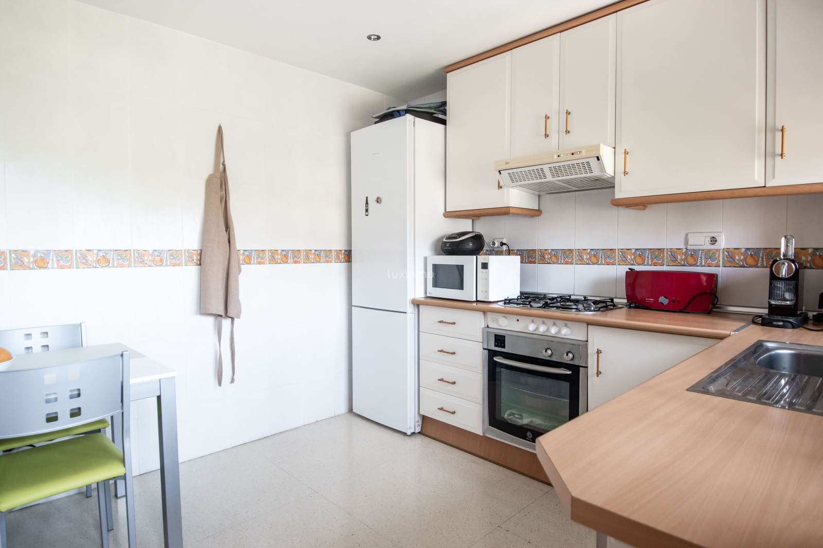 2 soverom Leilighet til salgs i Benidorm med svømmebasseng garasje - € 450 000 (Ref: 10079184)