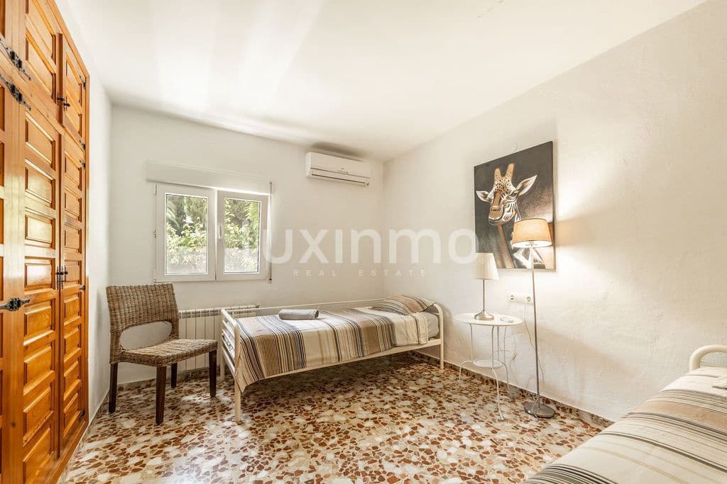 6 sypialnia Willa na sprzedaż w Denia z basenem garażem - 650 000 € (Ref: 10079185)