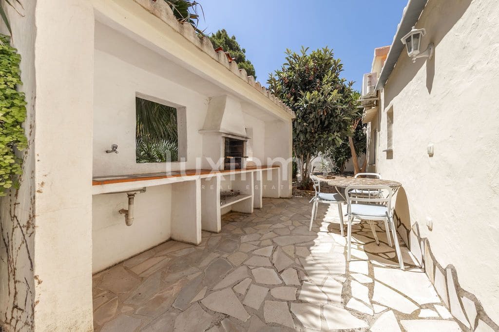 6 sypialnia Willa na sprzedaż w Denia z basenem garażem - 650 000 € (Ref: 10079185)