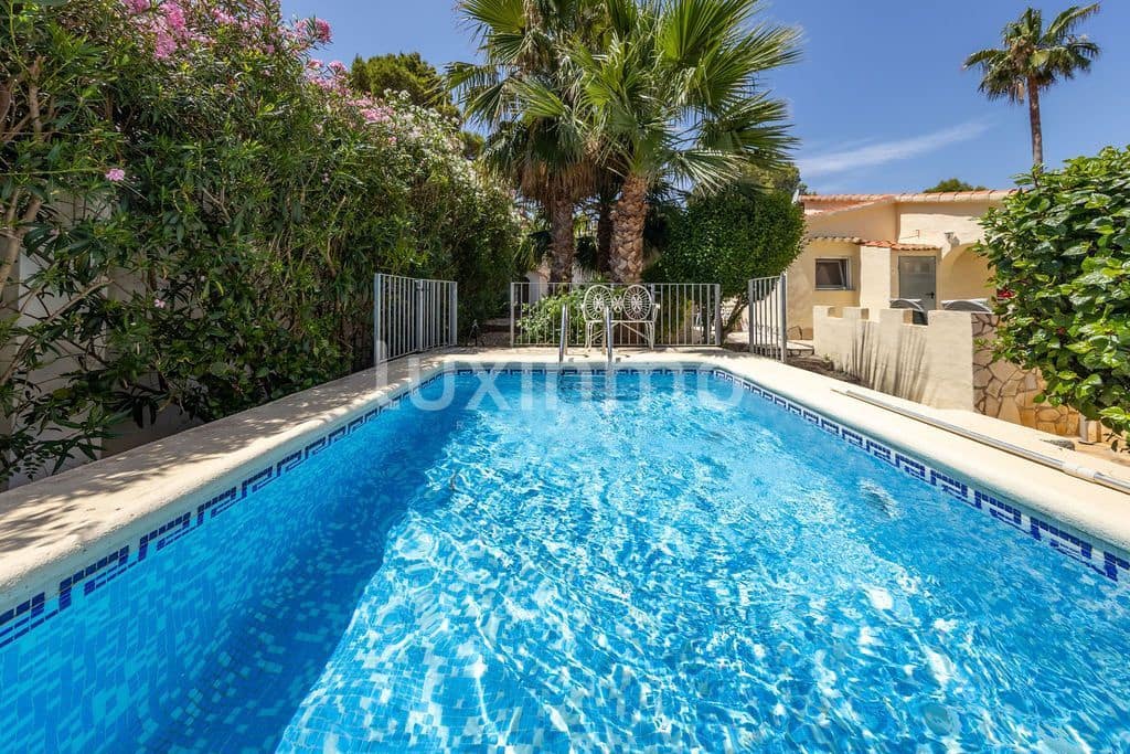 6 sypialnia Willa na sprzedaż w Denia z basenem garażem - 650 000 € (Ref: 10079185)