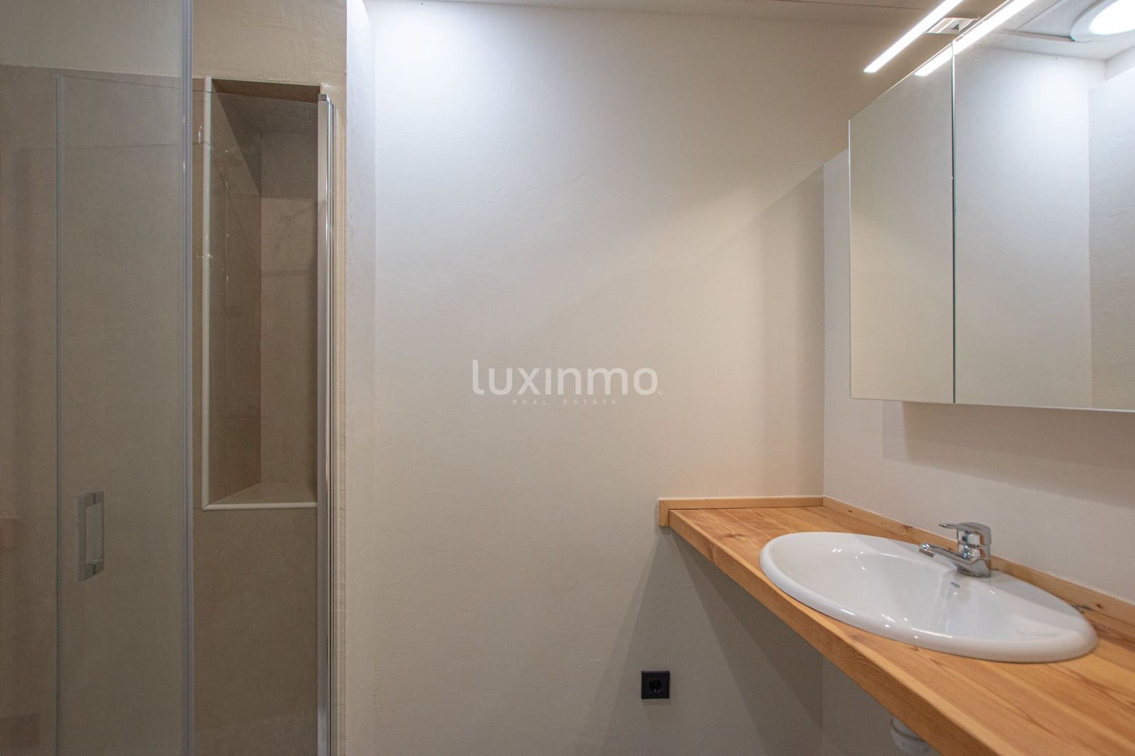 2 quarto Apartamento para arrendar em Senija - 1 200 € (Ref: 10079187)