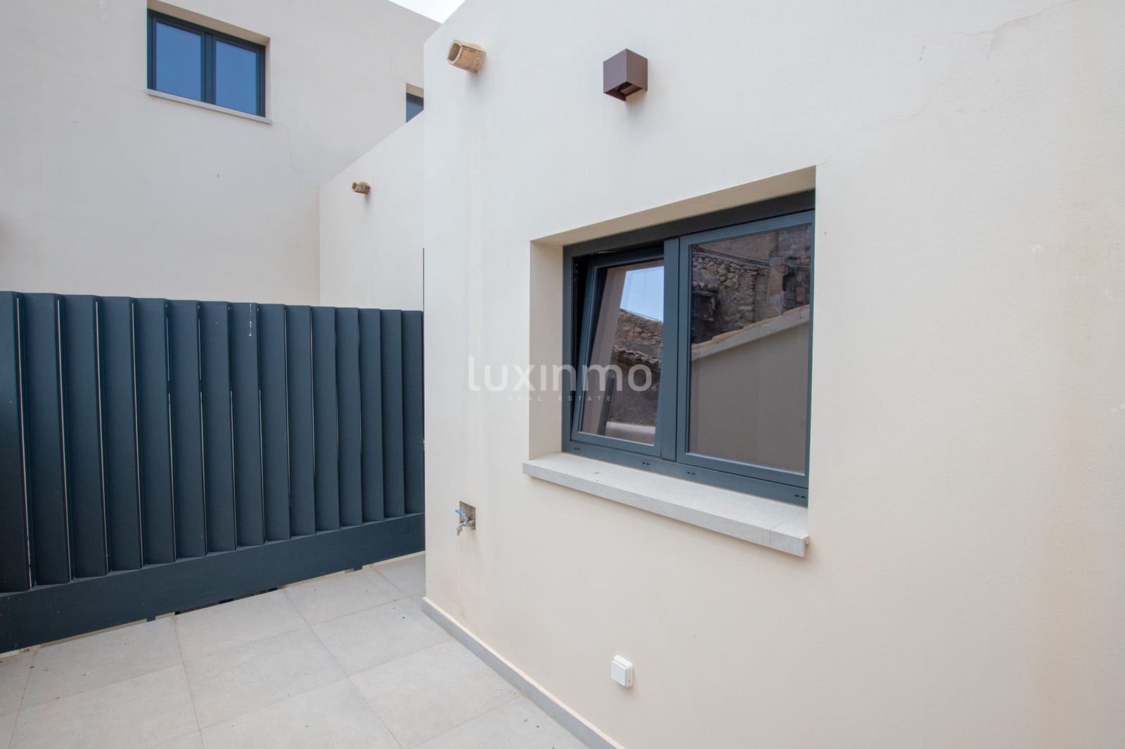 2 quarto Apartamento para arrendar em Senija - 1 200 € (Ref: 10079187)