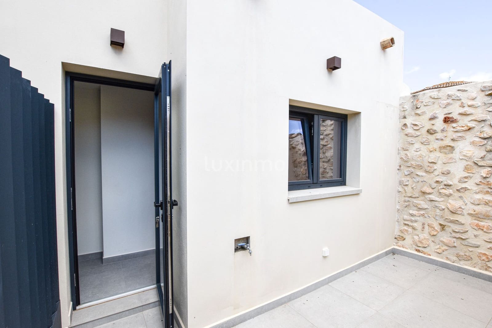2 quarto Apartamento para arrendar em Senija - 1 200 € (Ref: 10079187)