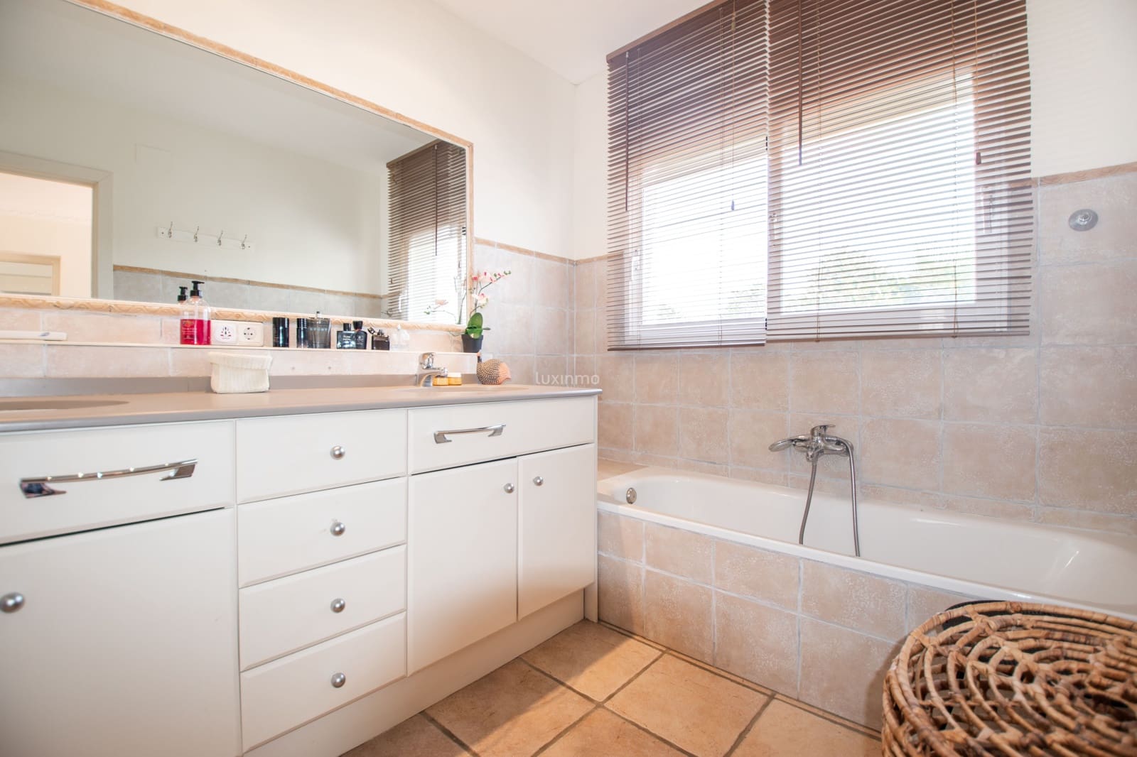 Chalet de 6 habitaciones en Altea en venta con piscina garaje - 949.000 € (Ref: 10079188)