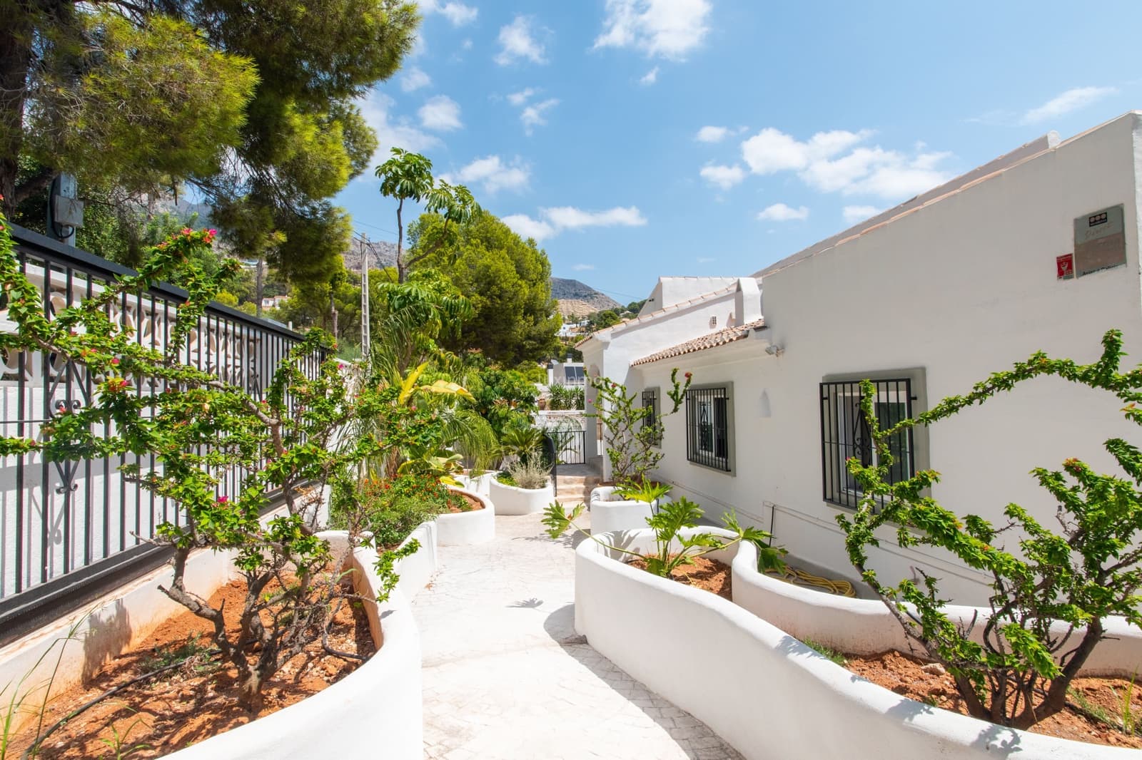 Chalet de 6 habitaciones en Altea en venta con piscina garaje - 949.000 € (Ref: 10079188)