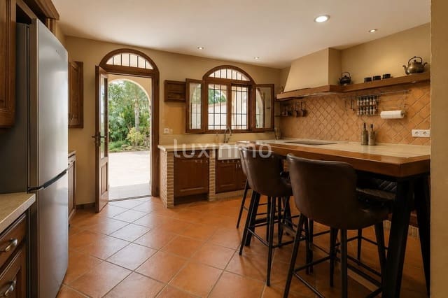 4 Zimmer Villa zu verkaufen in Coloma  , La Nucia mit Pool Garage - 970.000 € (Ref: 10079202)