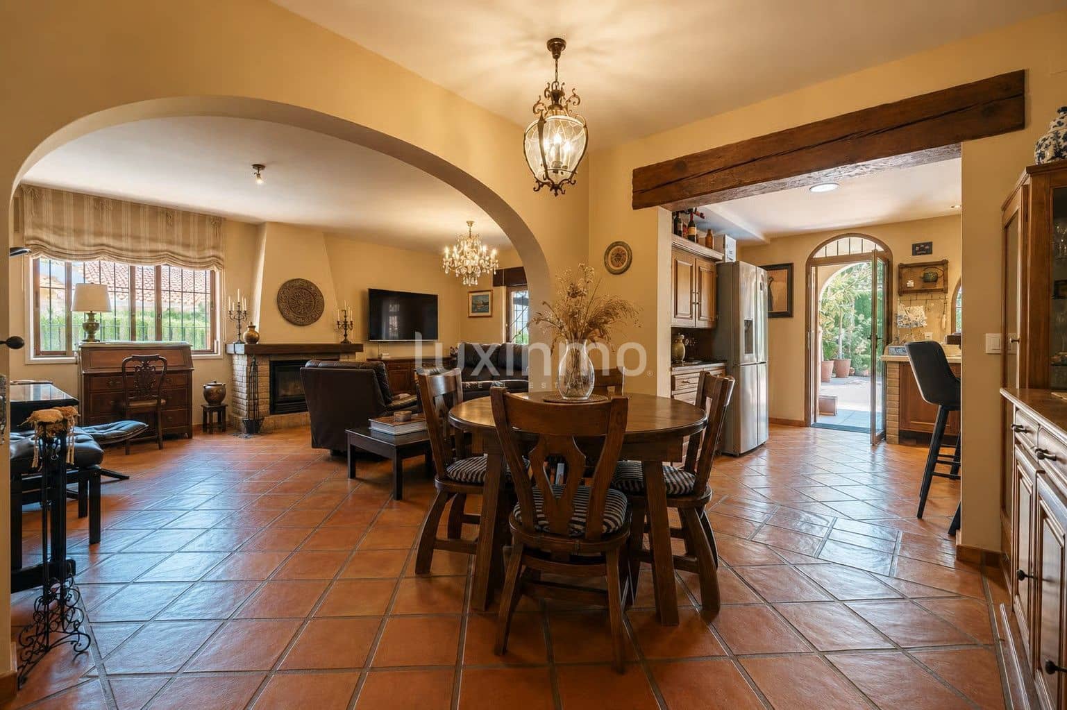 4 slaapkamer Villa te koop in La Nucia met zwembad garage - € 970.000 (Ref: 10079202)