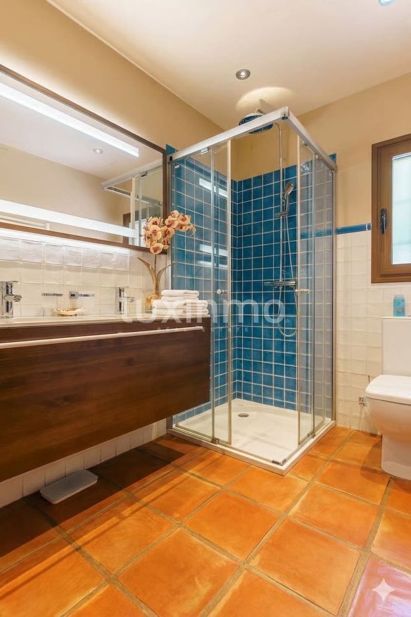 4 slaapkamer Villa te koop in La Nucia met zwembad garage - € 970.000 (Ref: 10079202)
