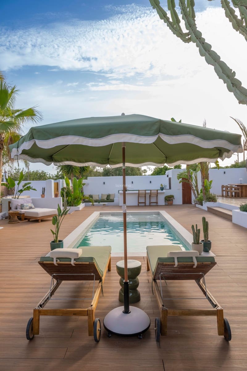 4 chambre Villa/Maison à vendre à Sant Jordi de Ses Salines avec piscine garage - 1 980 000 € (Ref: 10079204)