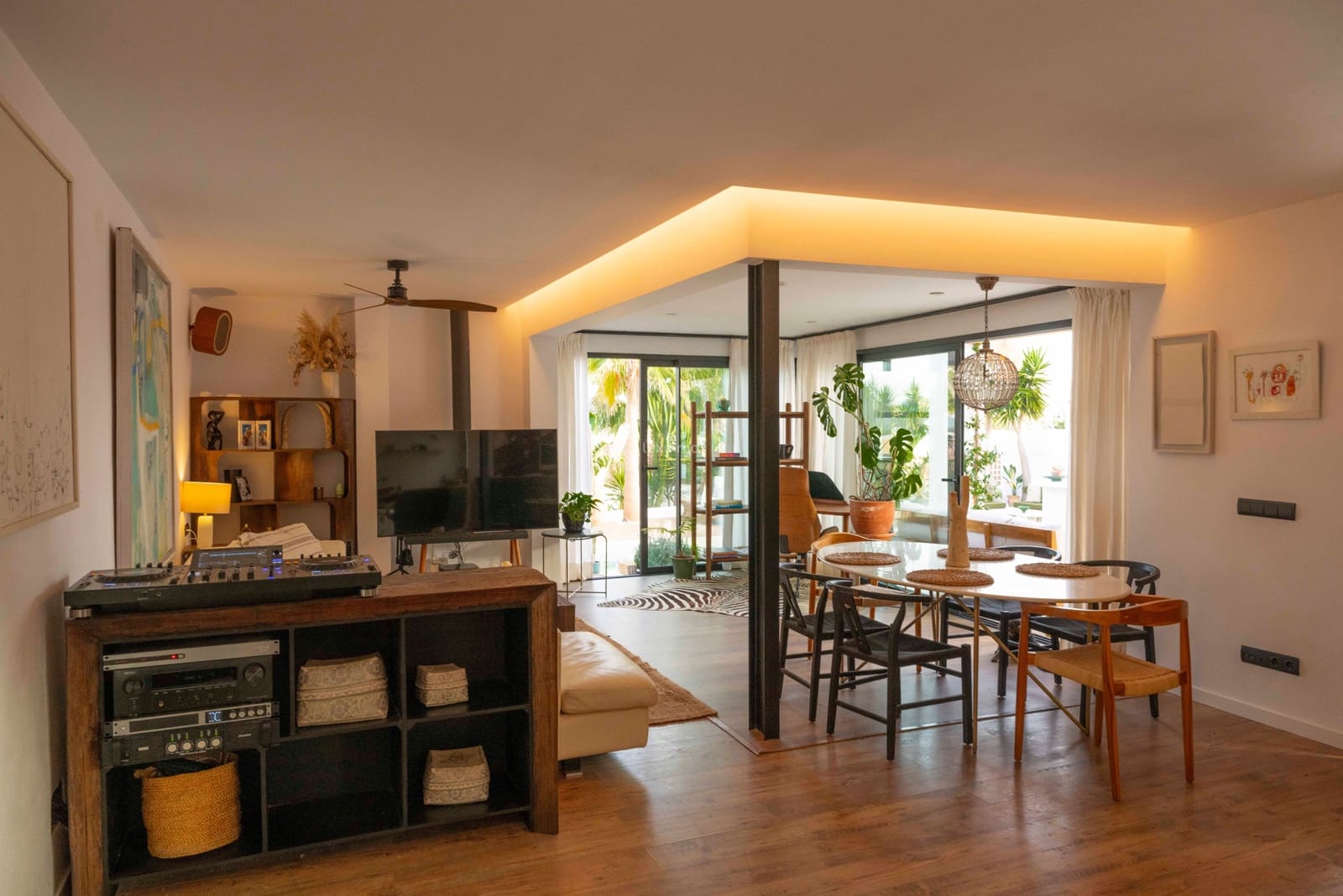 4 chambre Villa/Maison à vendre à Sant Jordi de Ses Salines avec piscine garage - 1 980 000 € (Ref: 10079204)