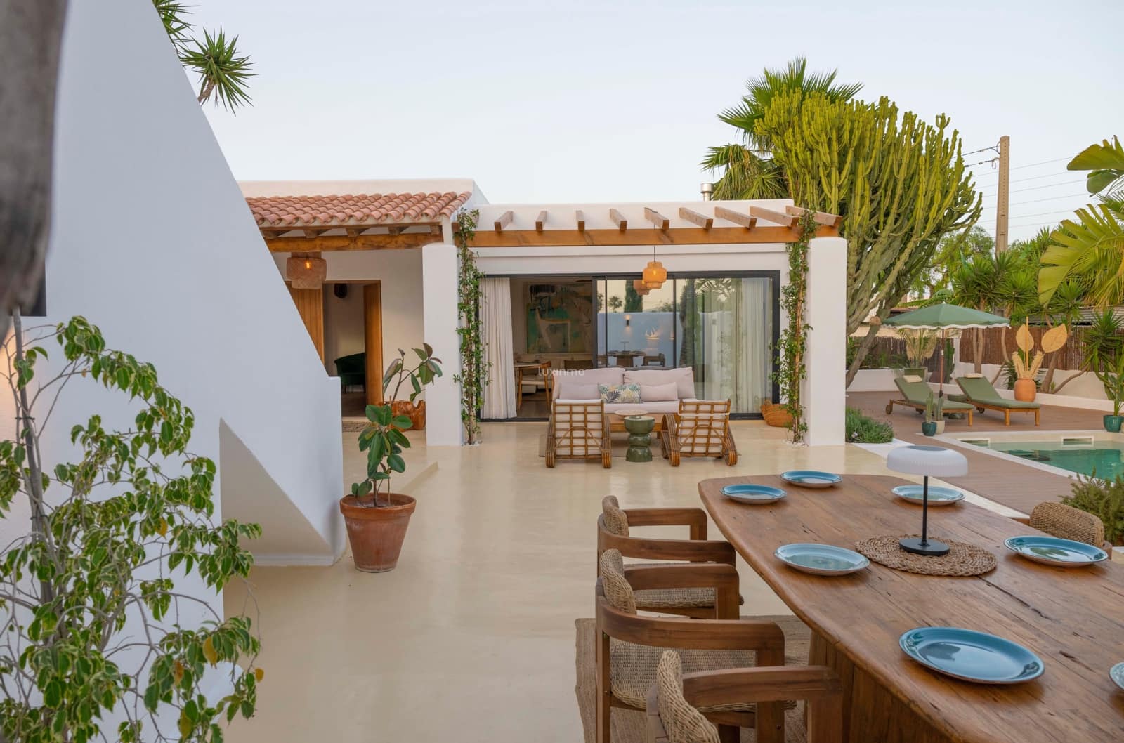 4 chambre Villa/Maison à vendre à Sant Jordi de Ses Salines avec piscine garage - 1 980 000 € (Ref: 10079204)