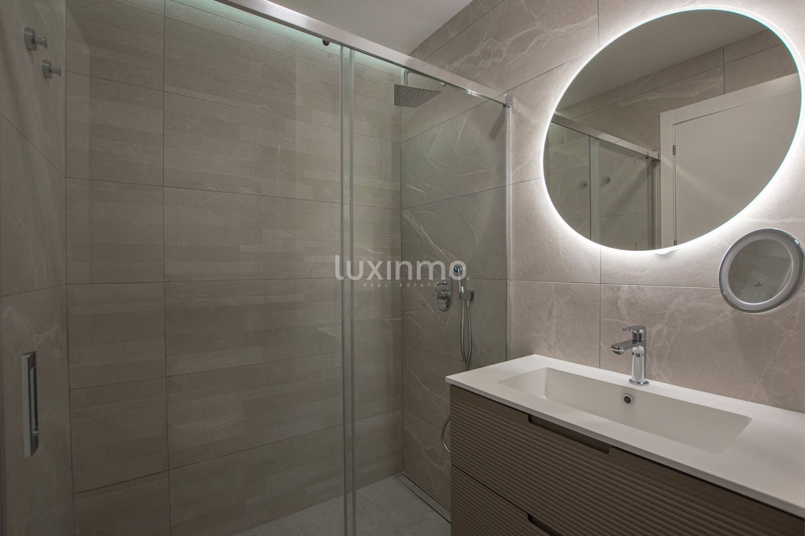 3 Zimmer Apartment zu vermieten in Calpe / Calp mit Pool Garage - 2.500 € (Ref: 10079206)