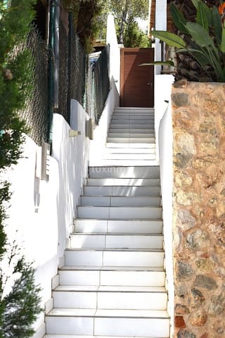 6 soverom Villa til salgs i Cala Salada, Sant Antoni de Portmany med svømmebasseng garasje - € 3 400 000 (Ref: 10079210)