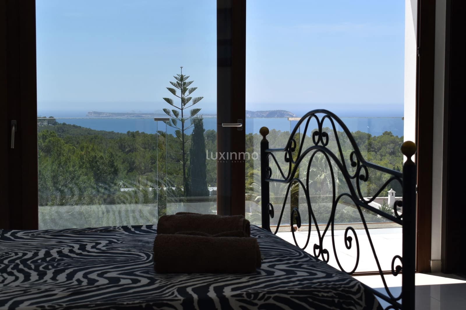 6 soverom Villa til salgs i Cala Salada med svømmebasseng garasje - € 3 400 000 (Ref: 10079210)