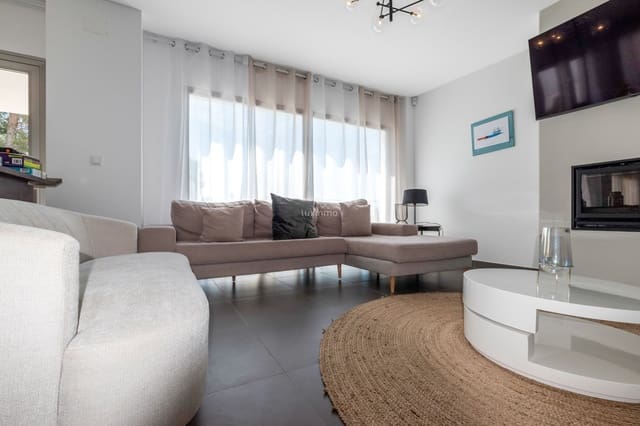 Villa/Maison de 7 chambres à louer à Altea avec piscine garage - 5 500 € (Ref: 10079212)
