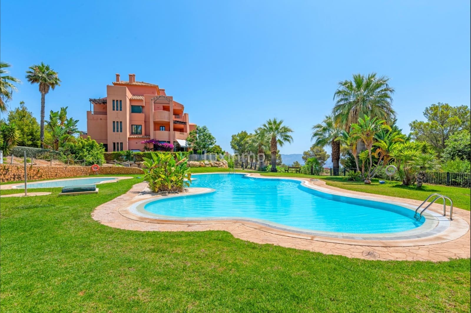 Apartamento de 2 habitaciones en Finestrat en venta con piscina garaje - 395.000 € (Ref: 10079214)
