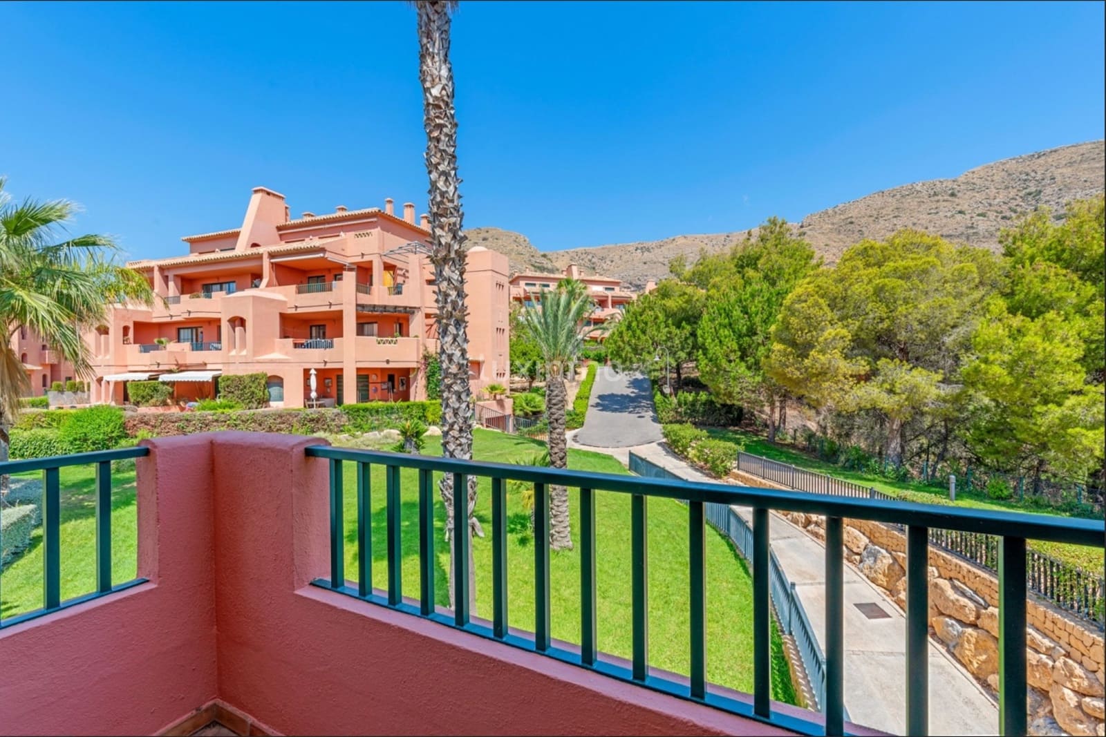 Apartamento de 2 habitaciones en Finestrat en venta con piscina garaje - 395.000 € (Ref: 10079214)