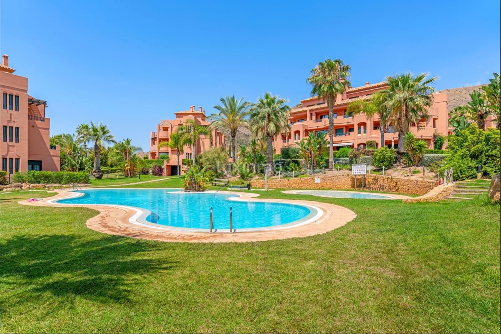 Apartamento de 2 habitaciones en Finestrat en venta con piscina garaje - 395.000 € (Ref: 10079214)