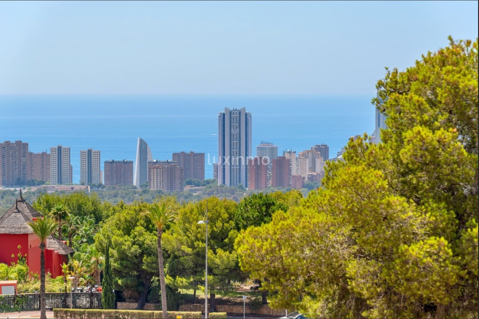 Apartamento de 2 habitaciones en Finestrat en venta con piscina garaje - 395.000 € (Ref: 10079214)
