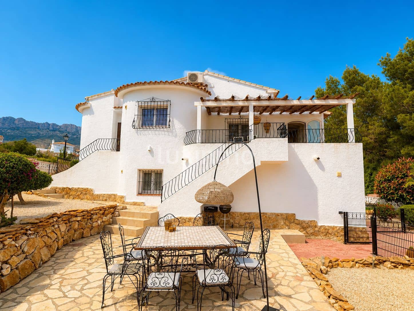 Chalet de 5 habitaciones en Altea en venta con piscina garaje - 995.000 € (Ref: 10079215)