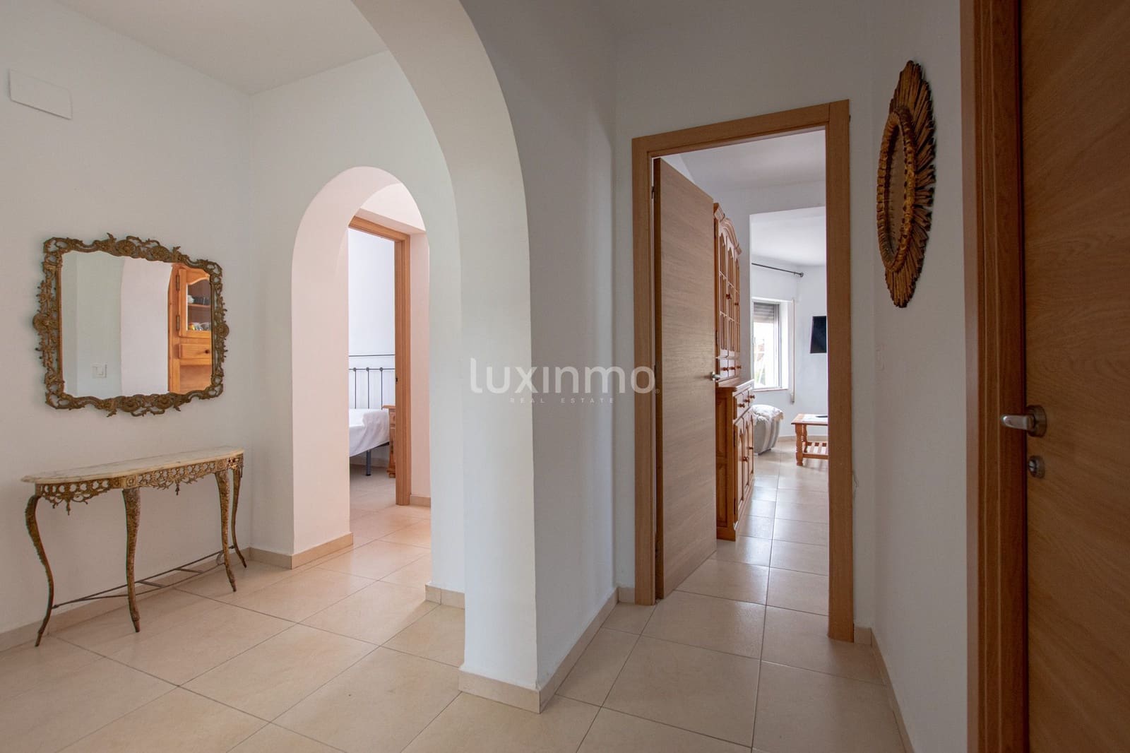 Villa/Maison de 3 chambres à louer à Calpe / Calp avec garage - 1 600 € (Ref: 10079216)