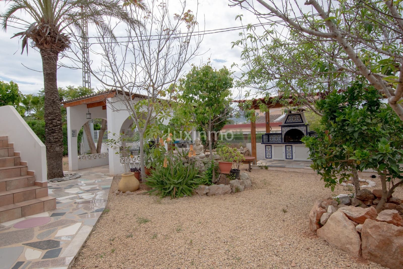 Villa/Maison de 3 chambres à louer à Calpe / Calp avec garage - 1 600 € (Ref: 10079216)