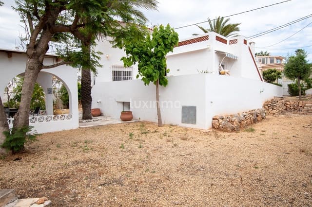 Villa/Maison de 3 chambres à louer à Calpe / Calp avec garage - 1 600 € (Ref: 10079216)