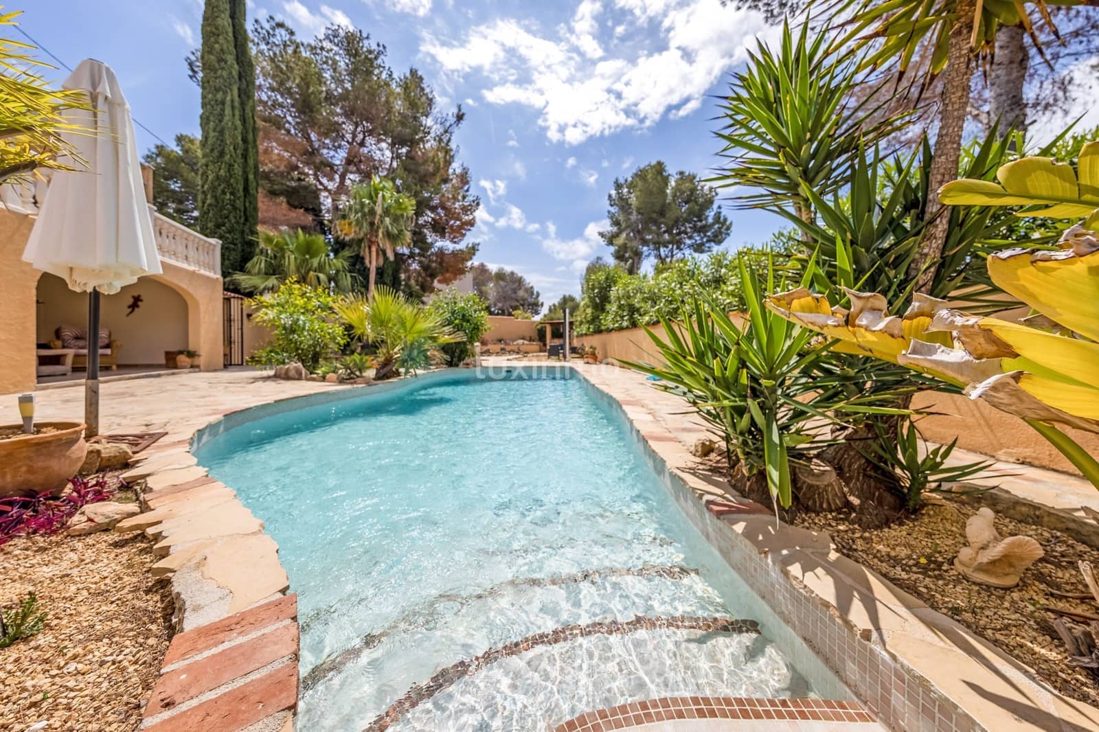 5 slaapkamer Villa te koop in Benissa met zwembad garage - € 895.000 (Ref: 10079217)