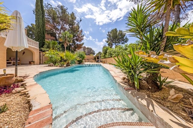 5 slaapkamer Villa te koop in Benissa met zwembad garage - € 895.000 (Ref: 10079217)