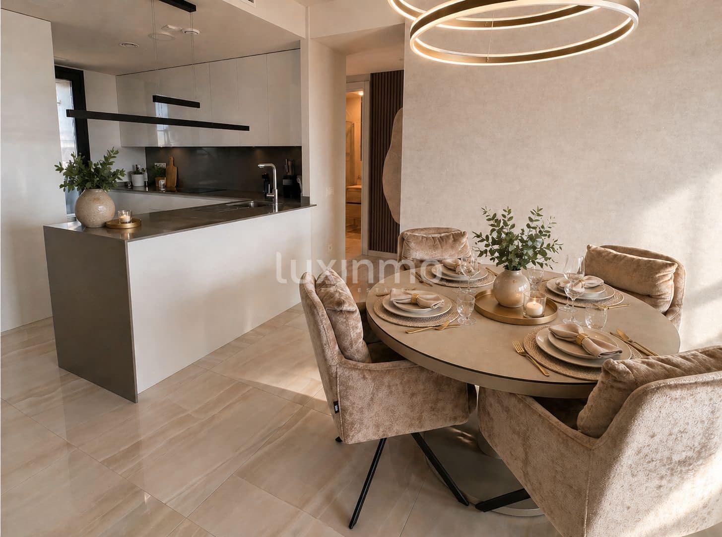 2 soveværelse Lejlighed til salg i Benidorm med swimmingpool garage - € 674.000 (Ref: 10079219)