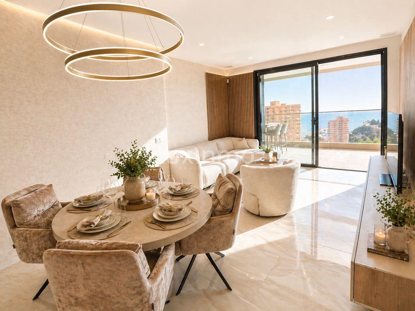 2 soveværelse Lejlighed til salg i Benidorm med swimmingpool garage - € 674.000 (Ref: 10079219)
