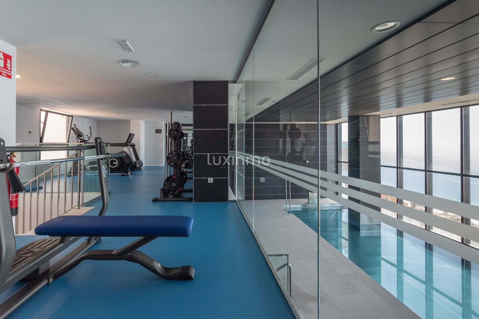 2 soveværelse Lejlighed til salg i Benidorm med swimmingpool garage - € 674.000 (Ref: 10079219)