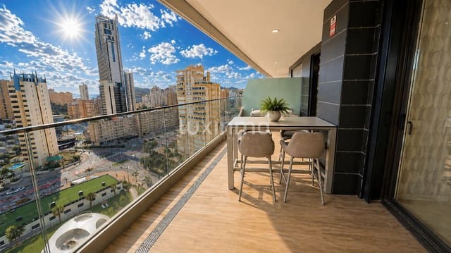 2 slaapkamer Flat te koop in Playa Poniente, Benidorm met zwembad garage - € 674.000 (Ref: 10079219)
