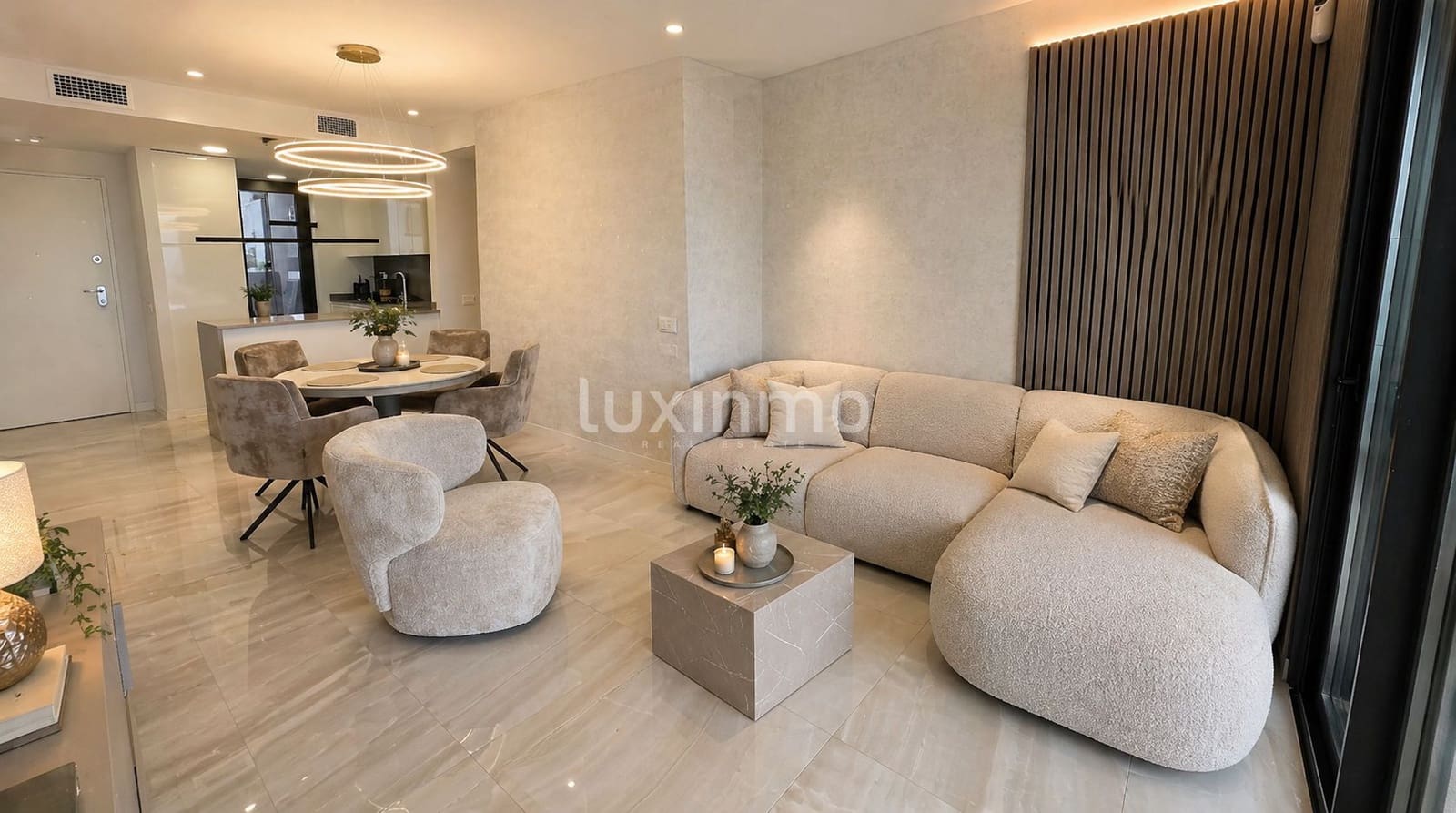 2 soveværelse Lejlighed til salg i Benidorm med swimmingpool garage - € 674.000 (Ref: 10079219)