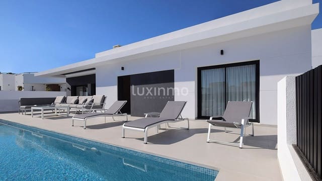 3 soveværelse Villa til salg i Rojales med swimmingpool garage - € 788.750 (Ref: 10079221)