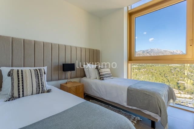 2 Zimmer Apartment zu vermieten in Playa Poniente, Benidorm mit Garage - 2.600 € (Ref: 10079227)