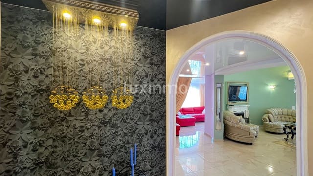 5 sypialnia Willa na sprzedaż w El Montgó, Dénia z basenem garażem - 850 000 € (Ref: 10079230)