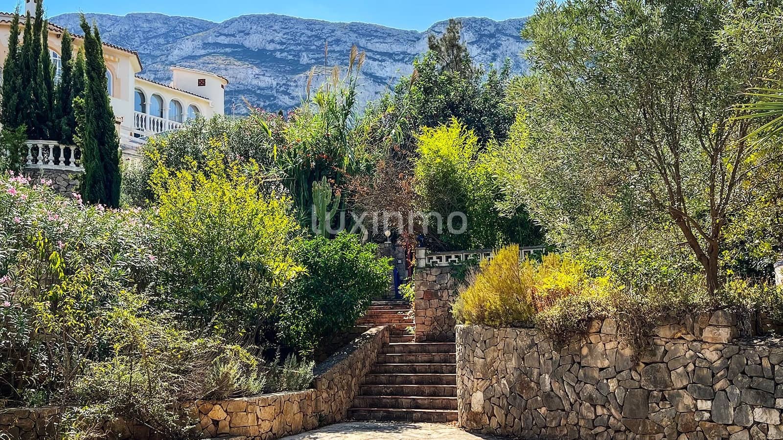 5 sypialnia Willa na sprzedaż w Denia z basenem garażem - 850 000 € (Ref: 10079230)