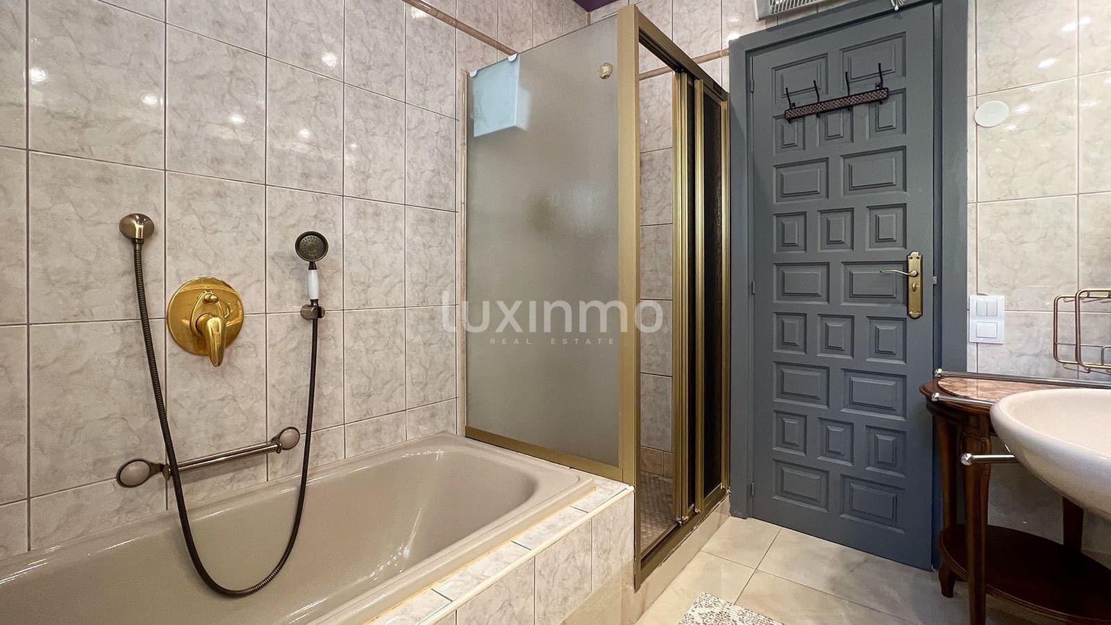 5 sypialnia Willa na sprzedaż w Denia z basenem garażem - 850 000 € (Ref: 10079230)