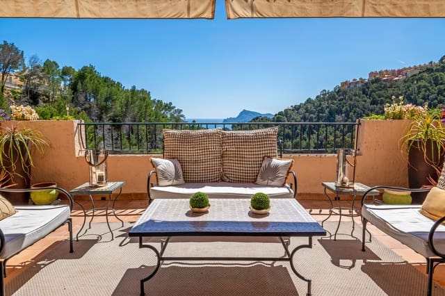 Chalet de 5 habitaciones en Altea en venta con piscina garaje - 790.000 € (Ref: 10079231)