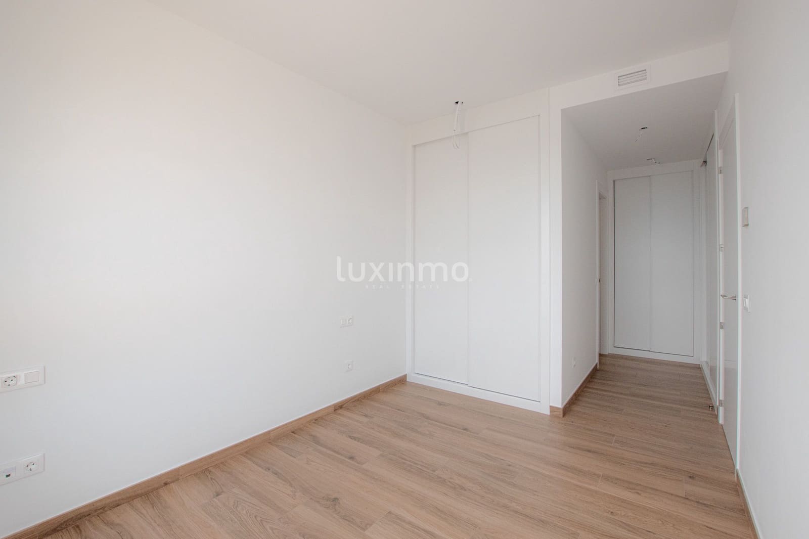 3 slaapkamer Penthouse te huur in Calpe / Calp met zwembad garage - € 7.000 (Ref: 10079233)
