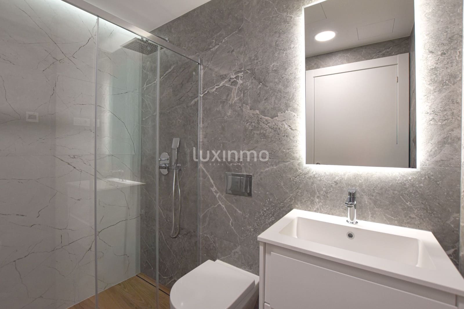 3 slaapkamer Penthouse te huur in Calpe / Calp met zwembad garage - € 7.000 (Ref: 10079233)