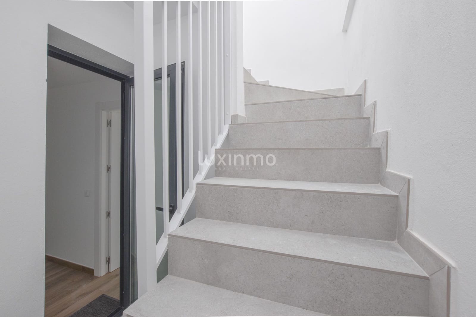 3 slaapkamer Penthouse te huur in Calpe / Calp met zwembad garage - € 7.000 (Ref: 10079233)