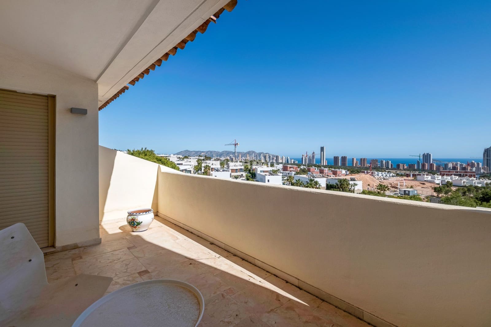 3 sypialnia Mieszkanie na sprzedaż w Finestrat z basenem garażem - 450 000 € (Ref: 10079234)