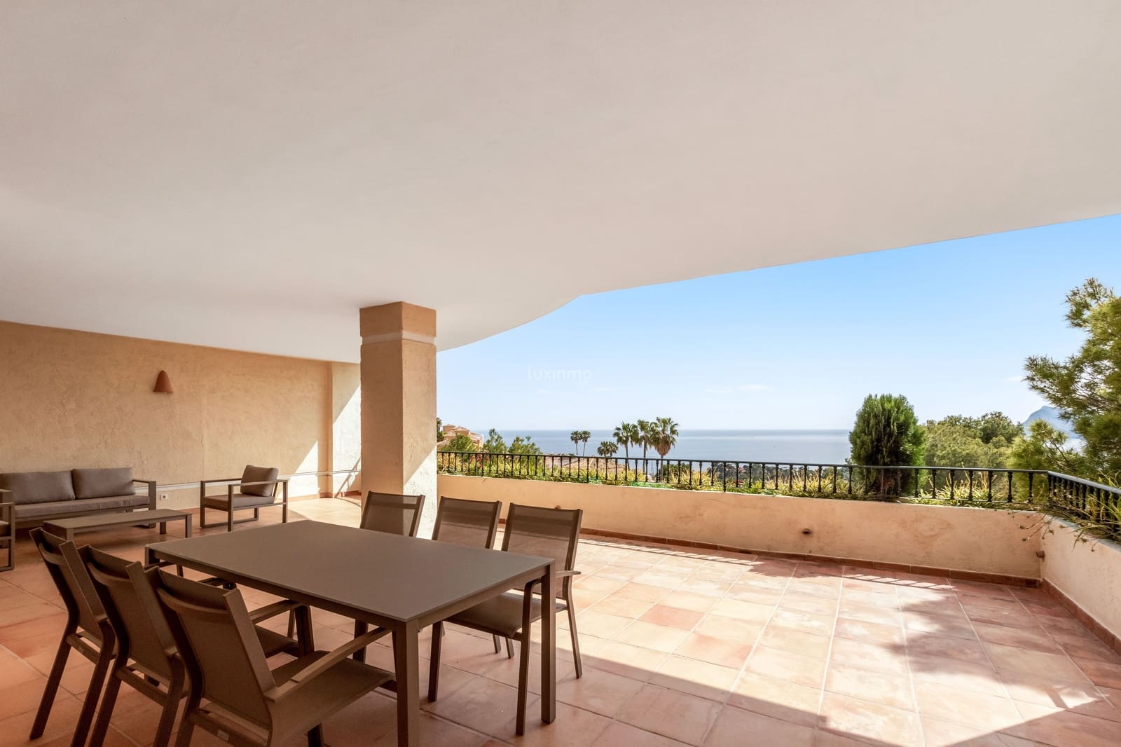 Chalet de 3 habitaciones en Altea en venta con piscina garaje - 820.000 € (Ref: 10079235)