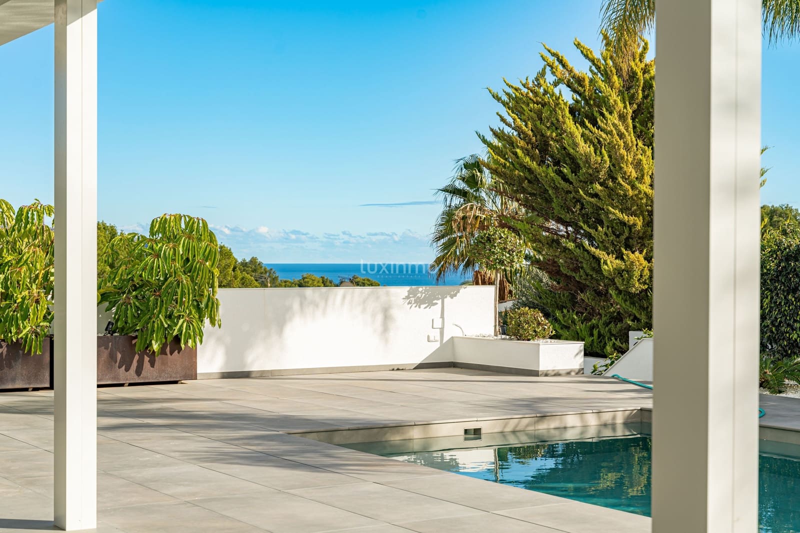 3 slaapkamer Villa te koop in Teulada met zwembad garage - € 2.400.000 (Ref: 10079236)