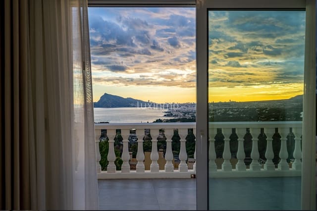 3 slaapkamer Huis te koop in Altea met zwembad garage - € 655.000 (Ref: 10079240)