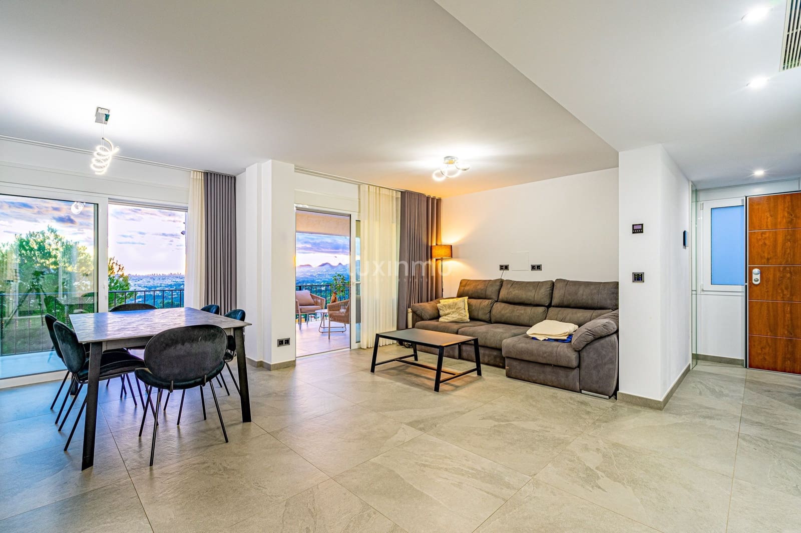 3 slaapkamer Huis te koop in Altea met zwembad garage - € 655.000 (Ref: 10079240)
