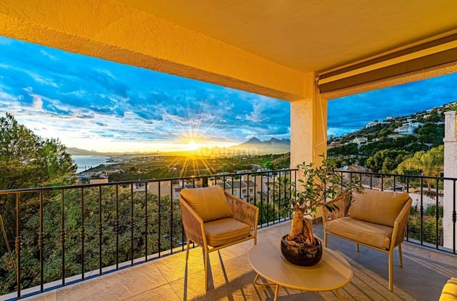 3 slaapkamer Huis te koop in Altea met zwembad garage - € 655.000 (Ref: 10079240)