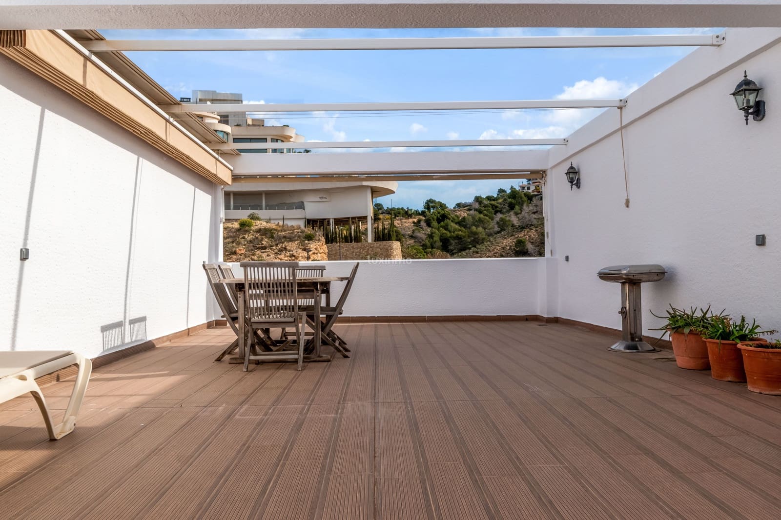 2 soverom Leilighet til salgs i Benidorm med svømmebasseng garasje - € 485 000 (Ref: 10079248)
